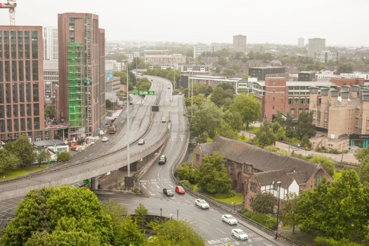 Paradise Village Coventry Bagian luar foto